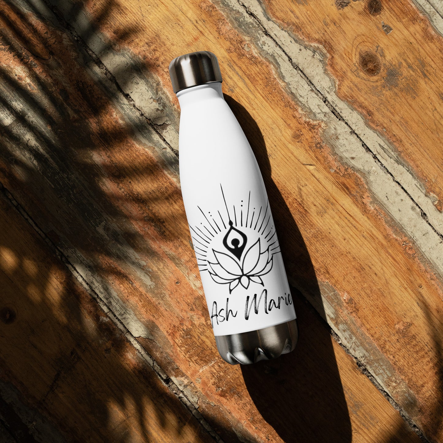 Stainless steel water bottle